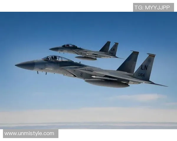 和平精英焦点分析：深入探讨LNG战队的实力与战术优势